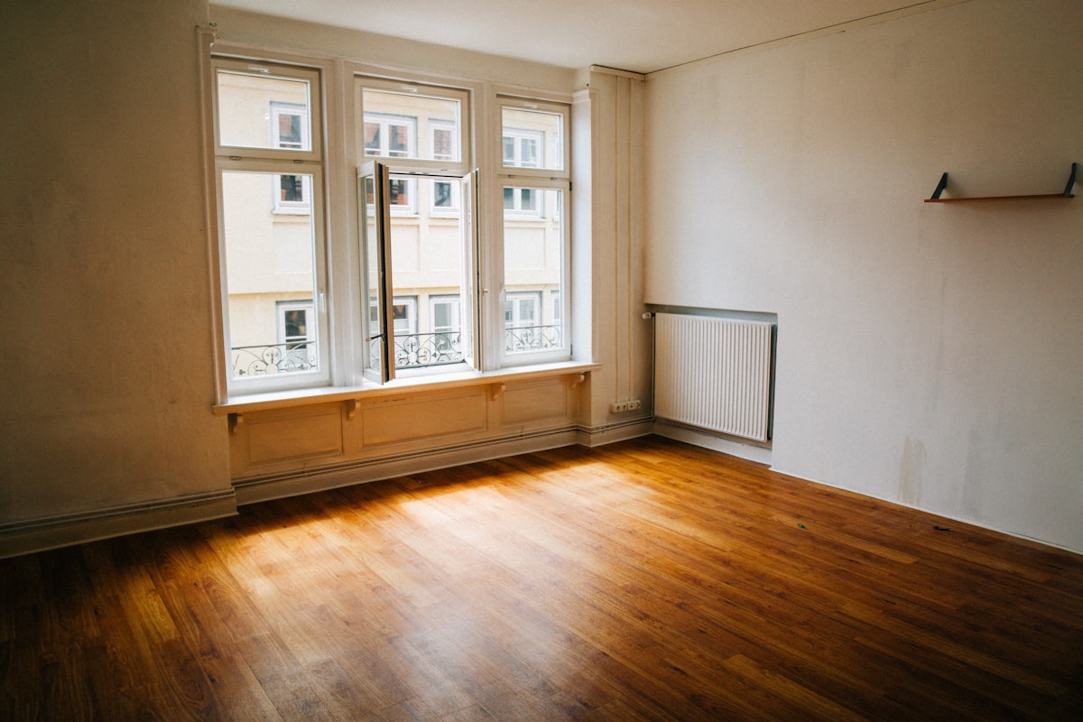 Appartement vide et propre après un déménagement